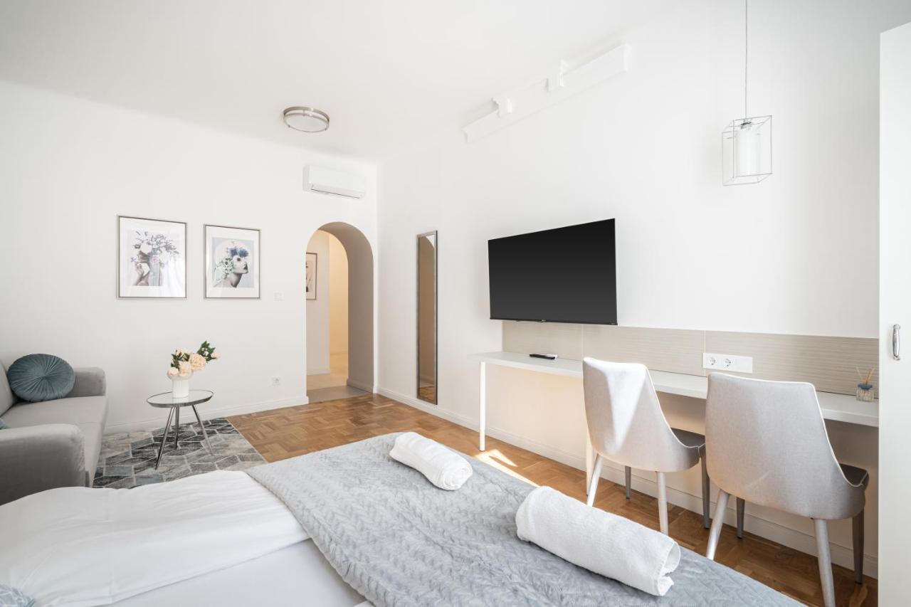 D71 - Central Cozy Suite, Best Location By Bqa Будапеща Екстериор снимка
